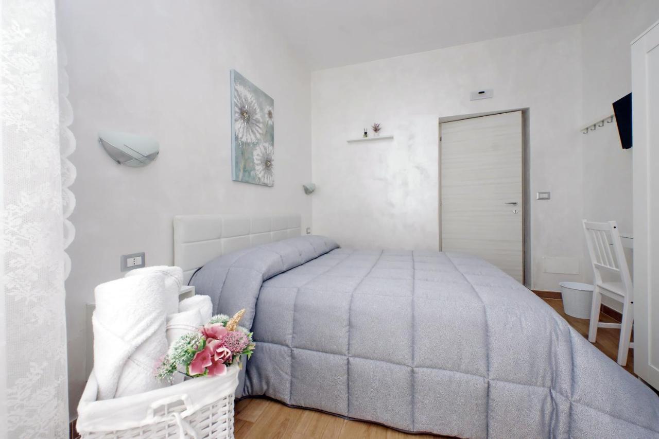 B&B Giuly Fiumicino Dış mekan fotoğraf